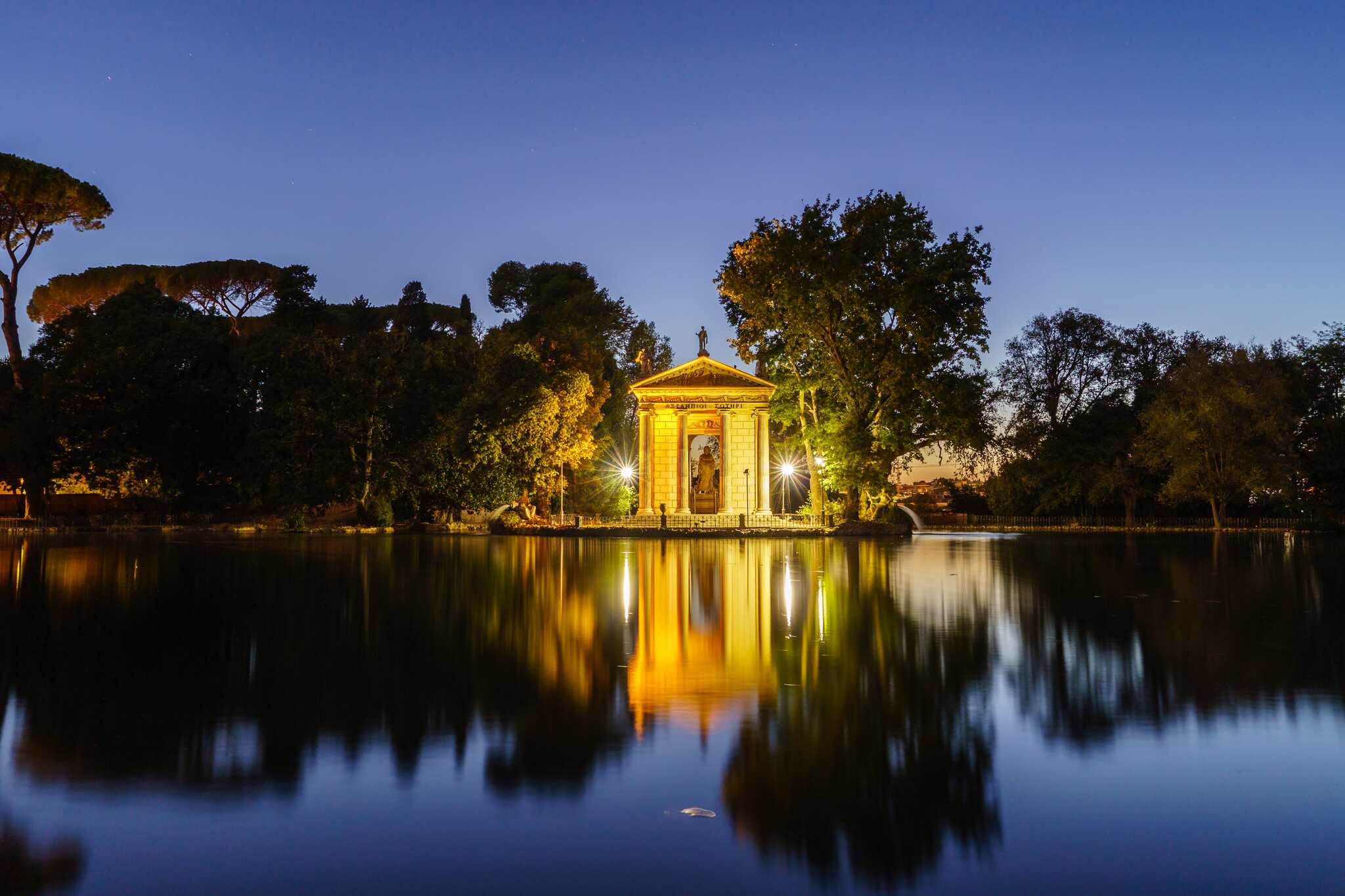 Tempio di Esculapio a Villa Borghese Roma storia architetti Asprucci