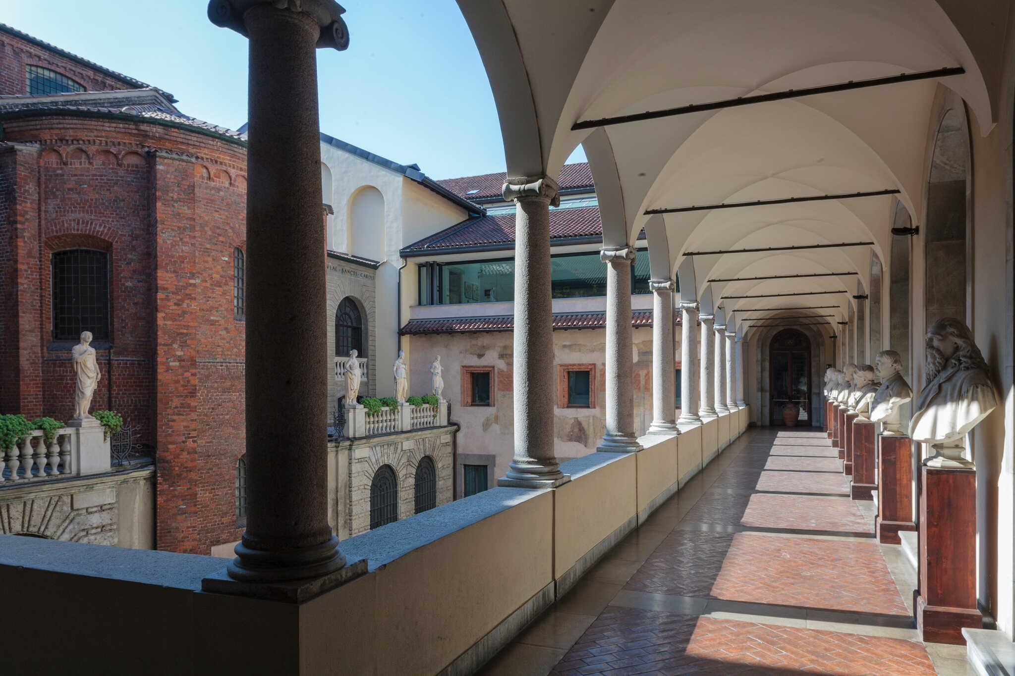 Pinacoteca Nazionale di Siena con opere di scuola senese