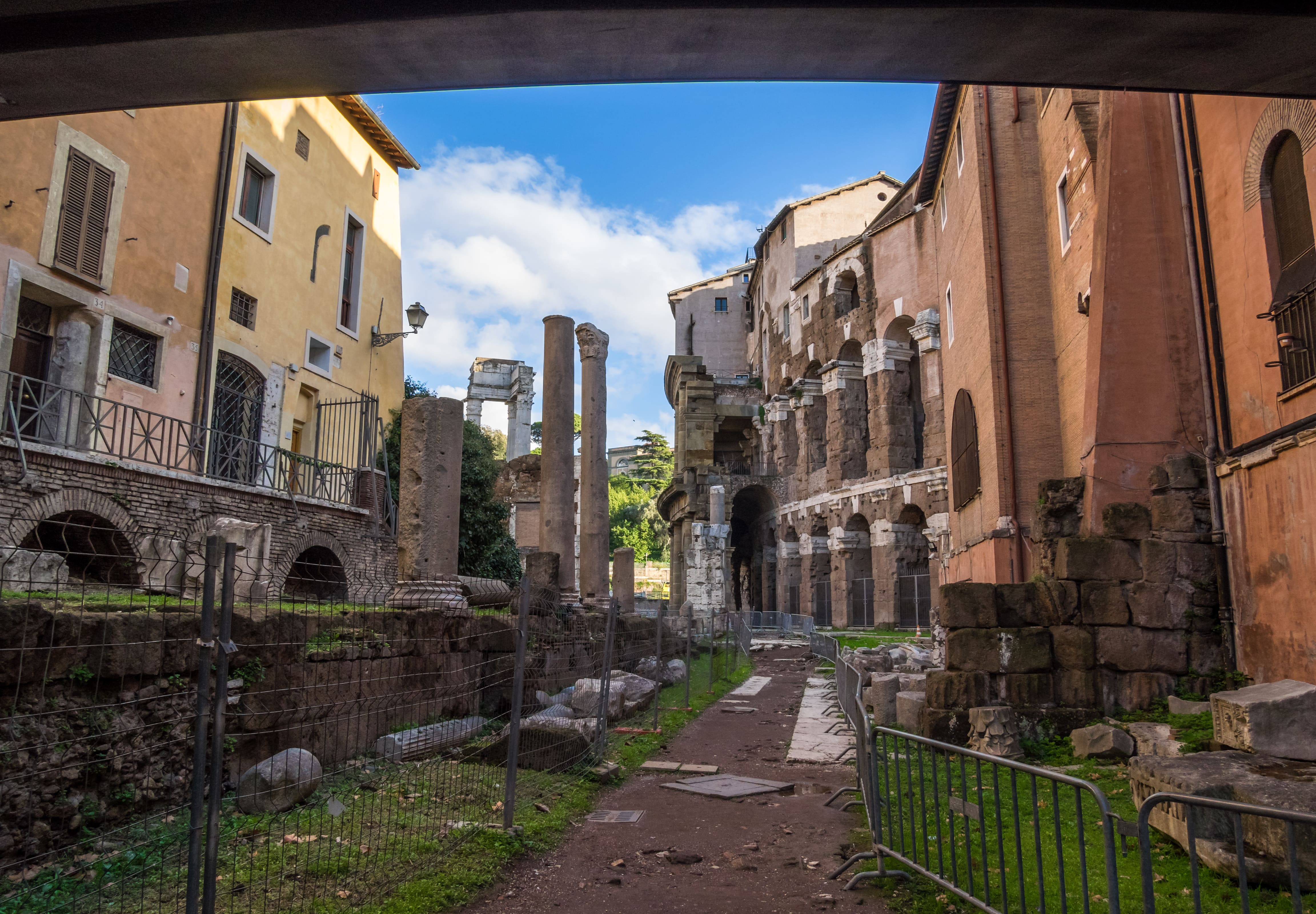 Théâtre de Marcellus près du quartier juif de Rome