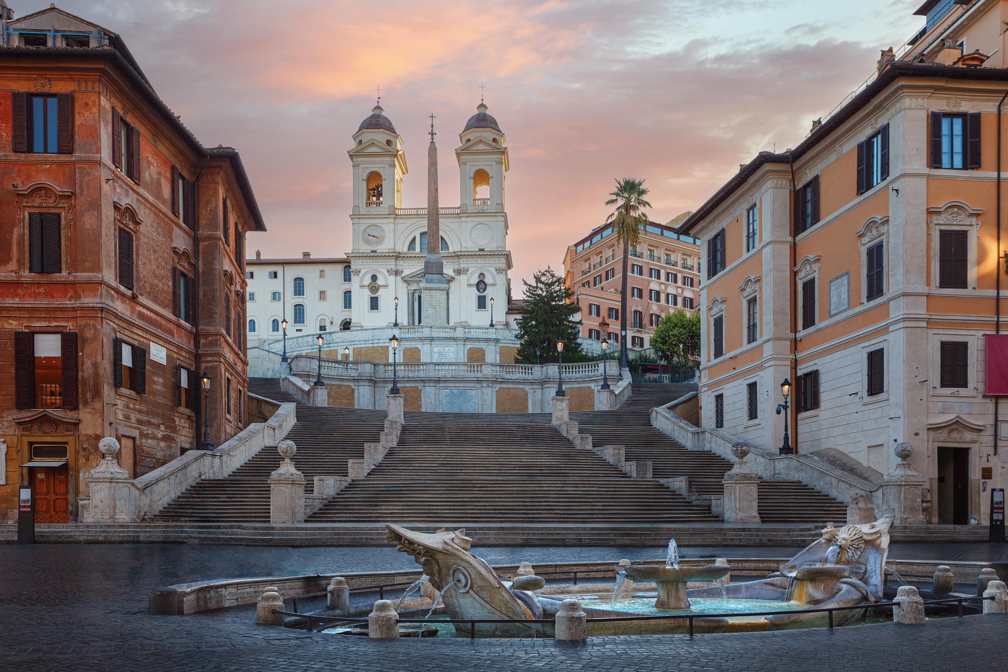 Morgenstimmung an der fast leeren Spanischen Treppe in Rom