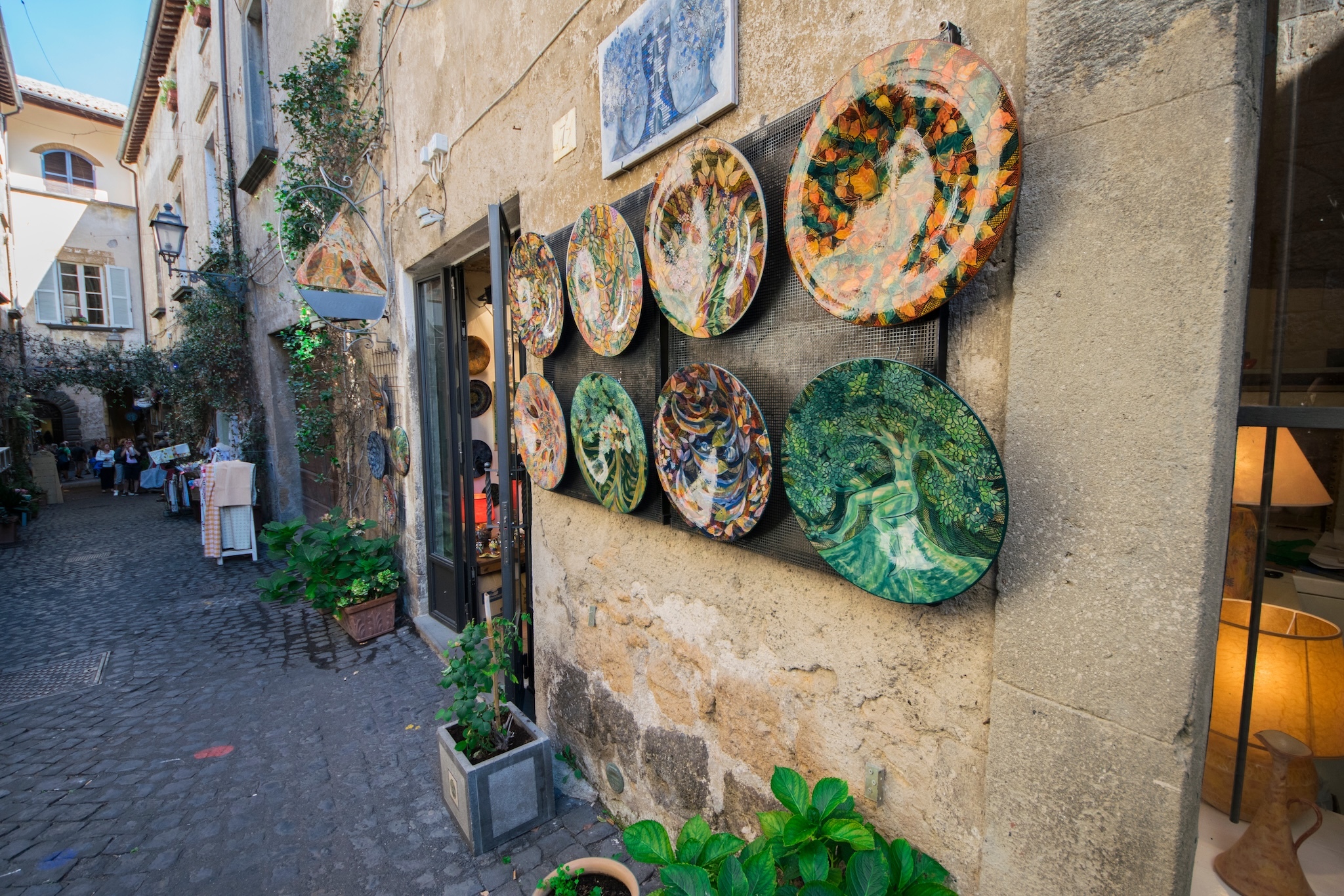 Orvieto winkels met ambachtelijke keramiek en lokale producten