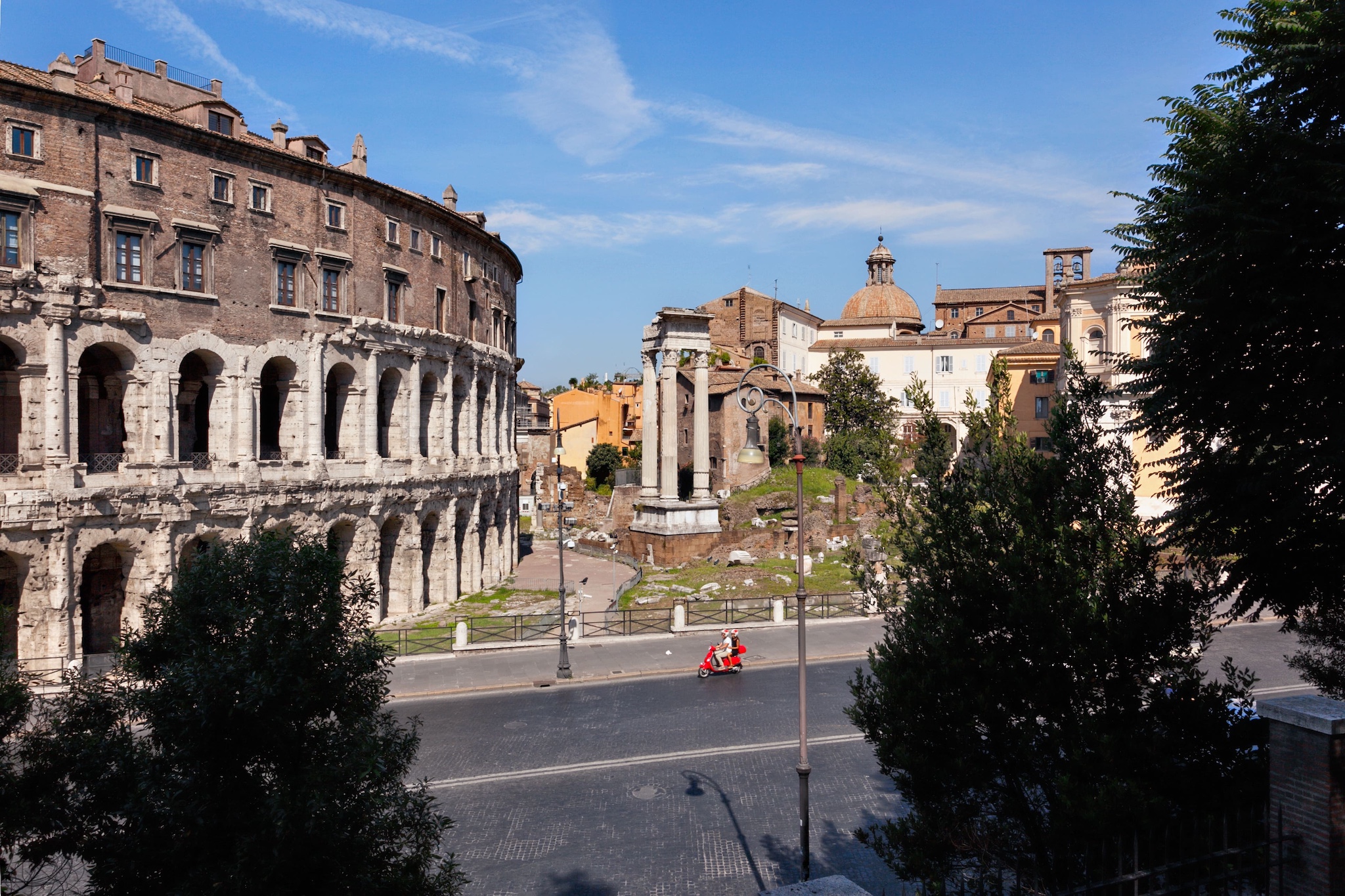 Tour en Vespa dans Rome pour découvrir la ville de manière insolite