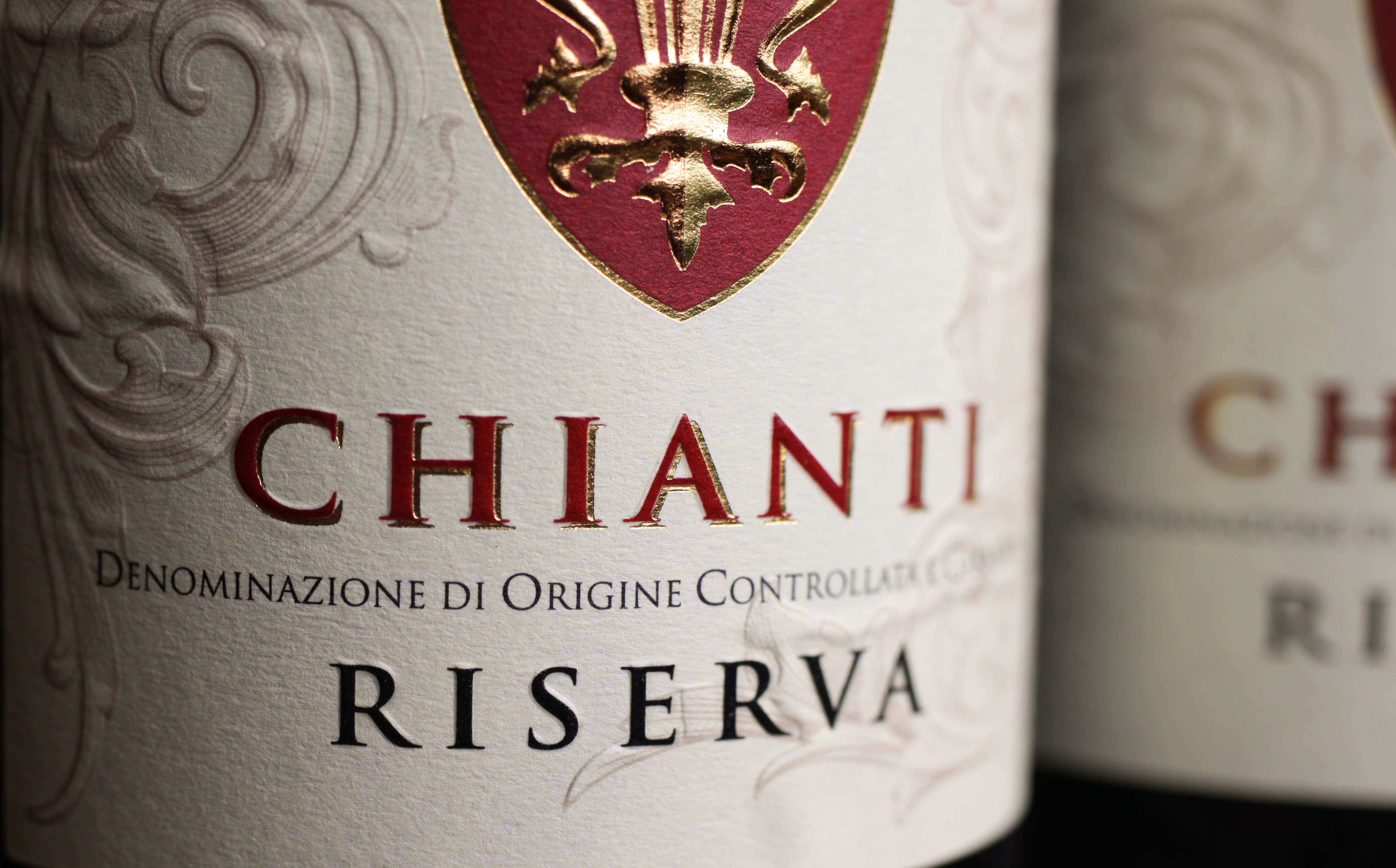 Fles Chianti Classico met het symbool van de Zwarte Haan in Radda in Chianti