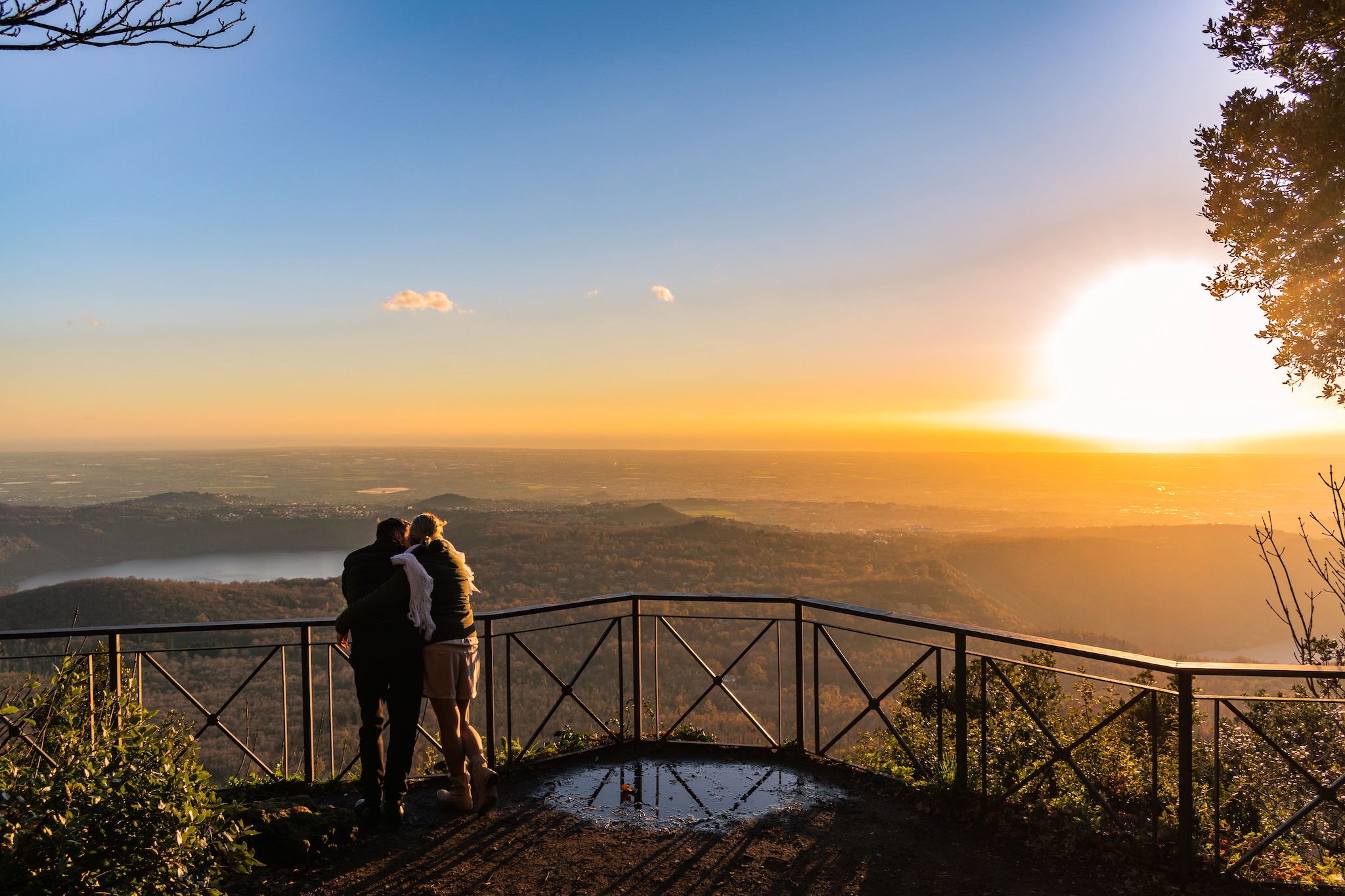 Terrazza degli Innamorati con vista sul Lago di Nemi