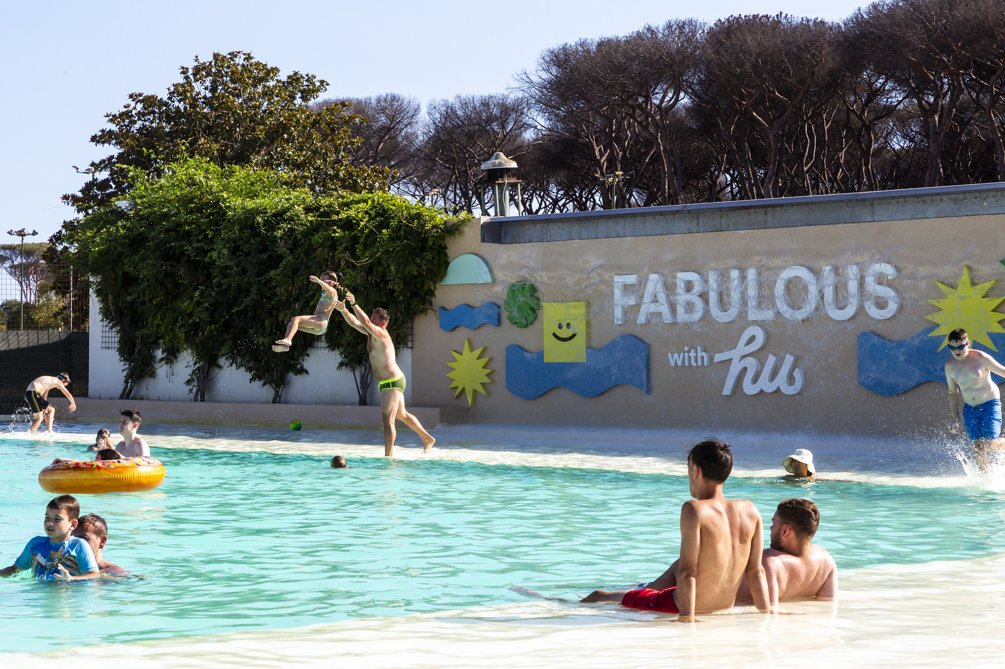 hu Fabulous Village camping zwembad Rome