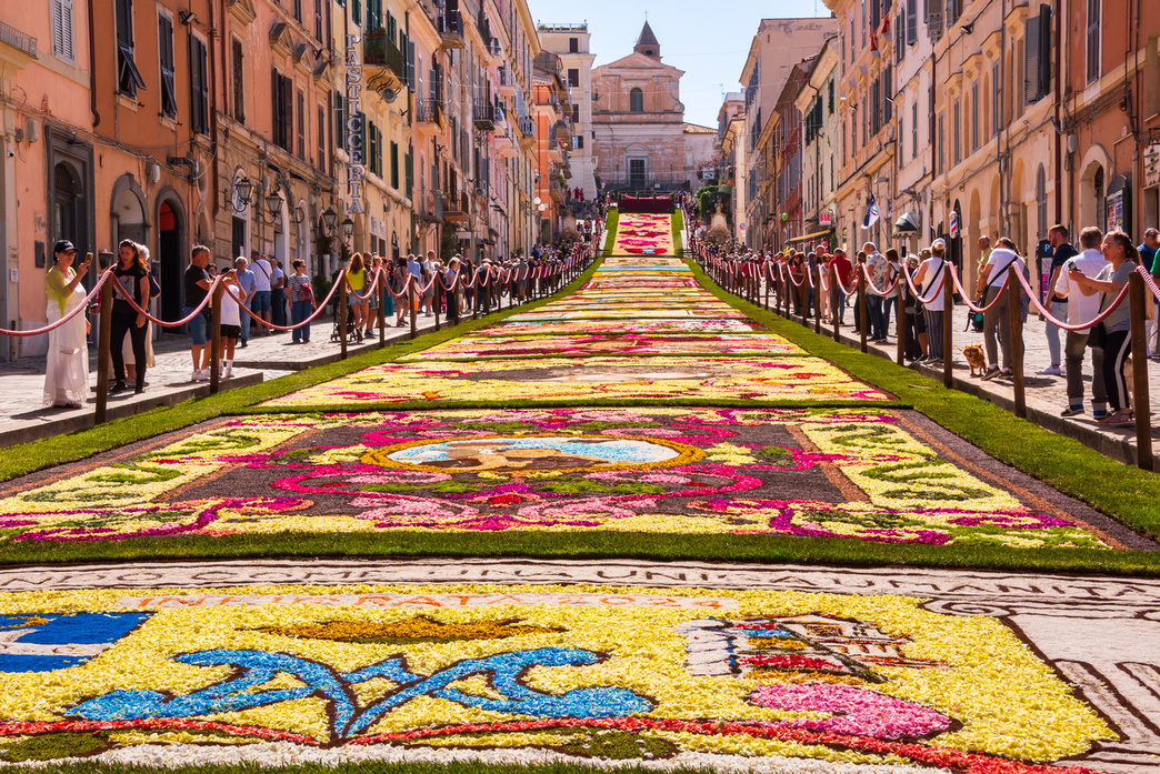 Infiorata del Corpus Domini a Genzano di Roma