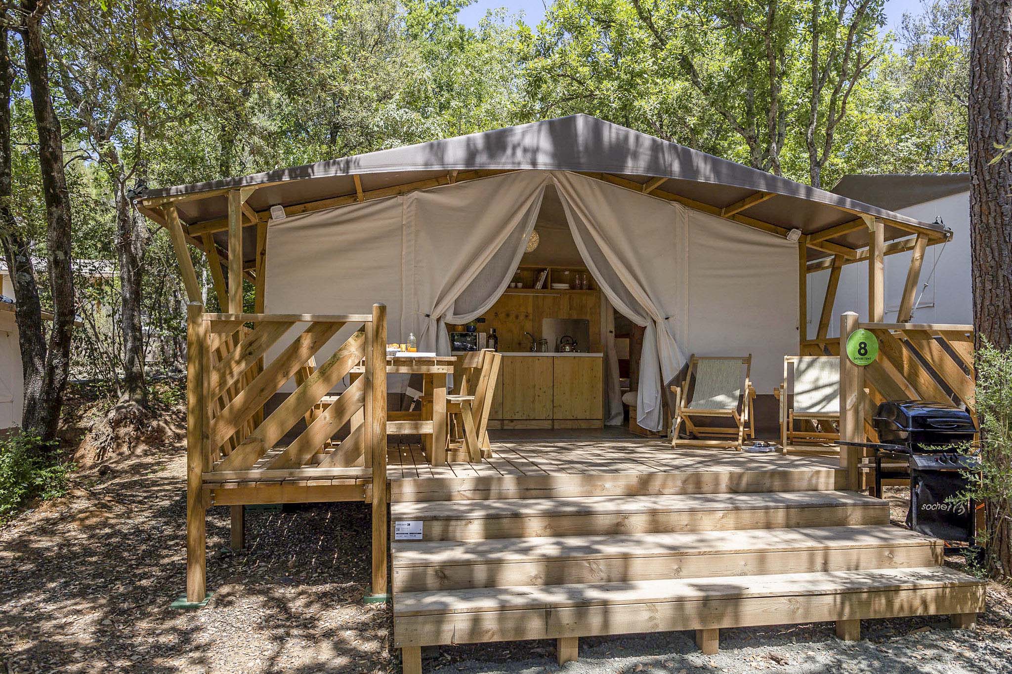 Tenda glamping in villaggio per famiglie