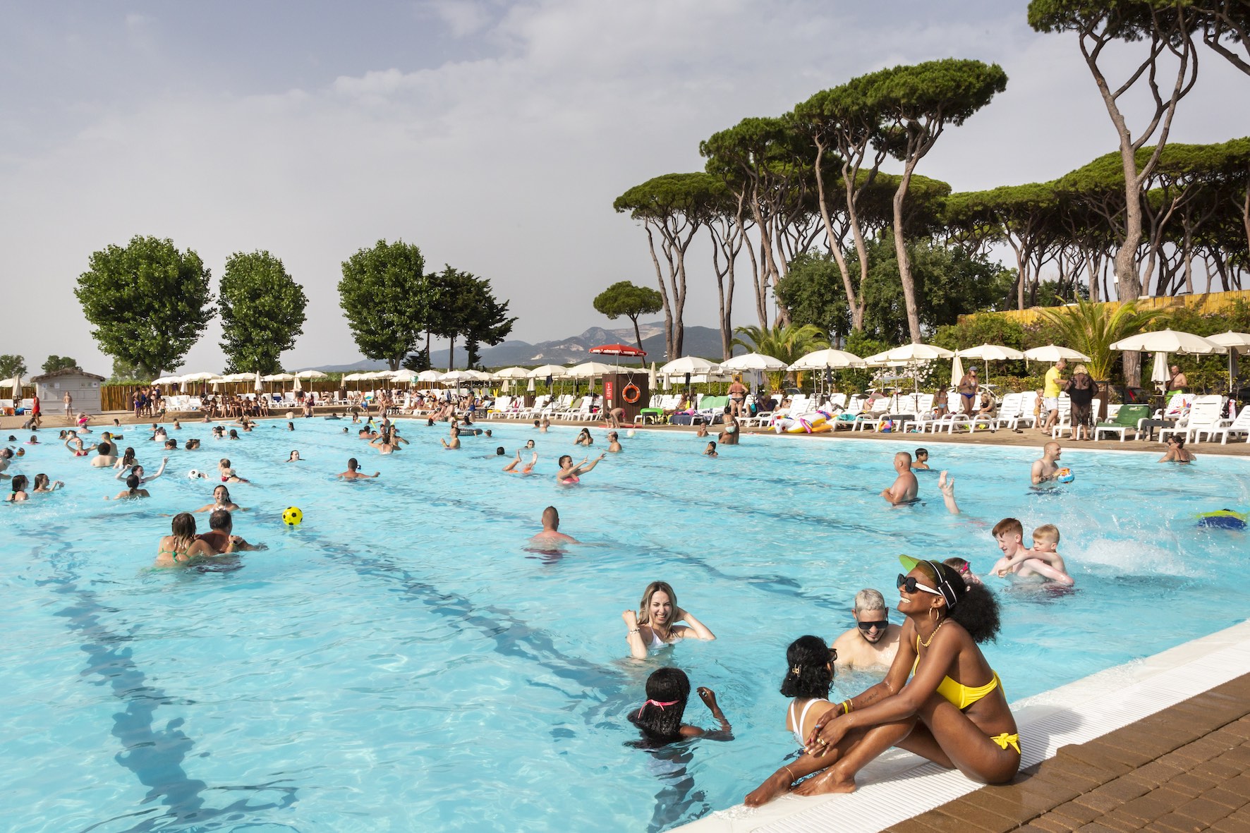 hu Park Albatros village | piscina olimpionica