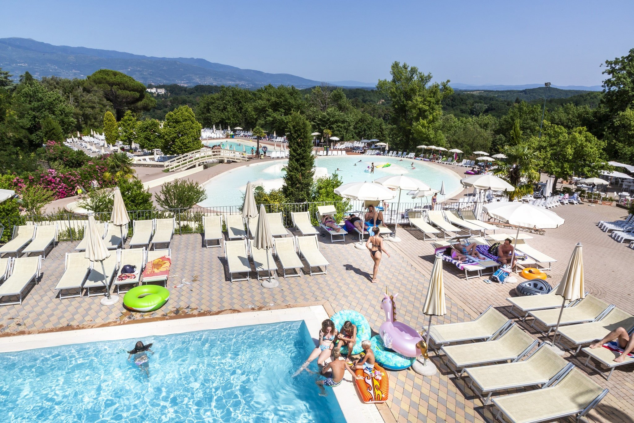 hu Norcenni village | parco acquatico