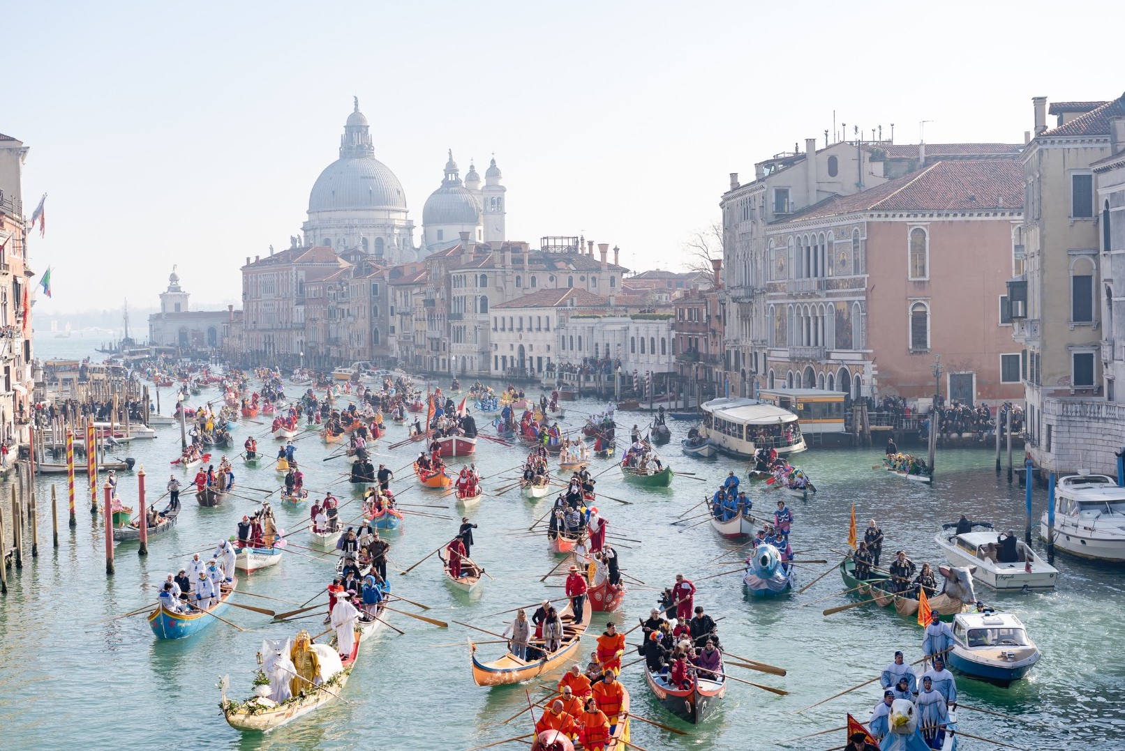 Venedig Tagesausflug ab Caorle – Canal Grande und Gondeln