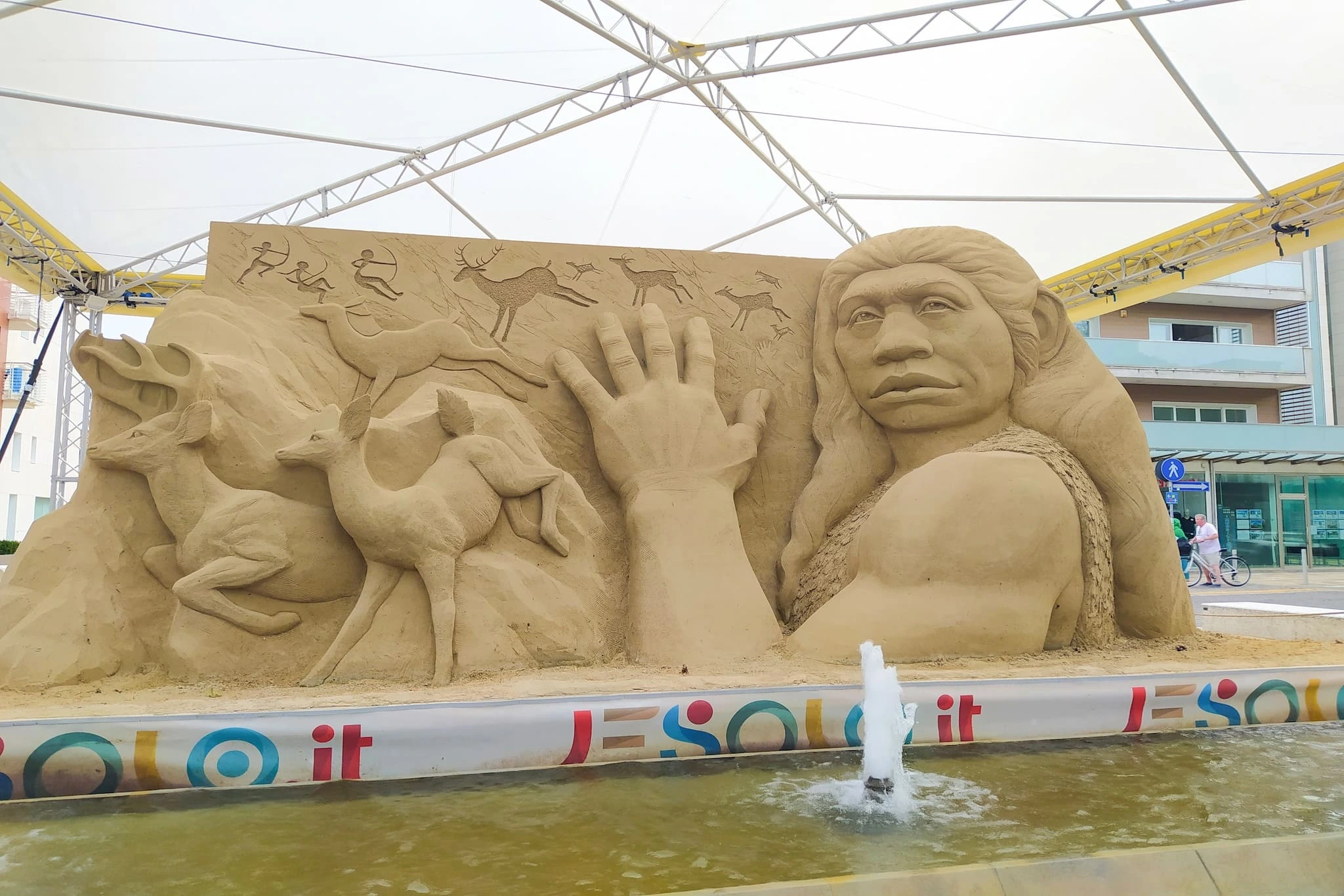 Sandskulpturen beim Jesolo Sand Festival