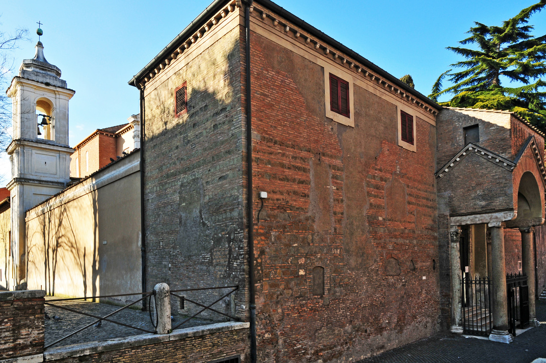L'ingresso principale della basilica di San Clemente
